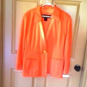 NWOT  Ladies Jacket by 𝅺ESCADA